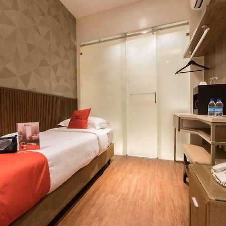 Reddoorz Premium @ South Triangle Quezon City Εξωτερικό φωτογραφία