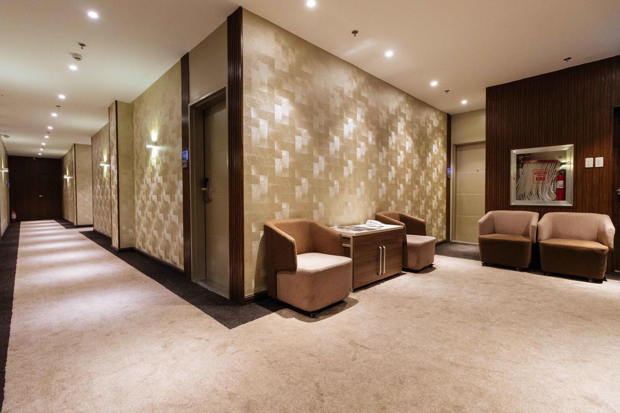 Reddoorz Premium @ South Triangle Quezon City Εξωτερικό φωτογραφία
