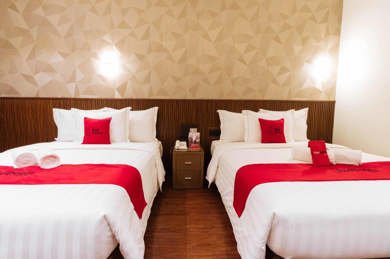 Reddoorz Premium @ South Triangle Quezon City Εξωτερικό φωτογραφία
