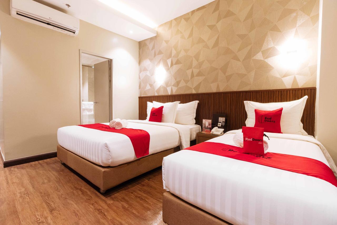 Reddoorz Premium @ South Triangle Quezon City Εξωτερικό φωτογραφία