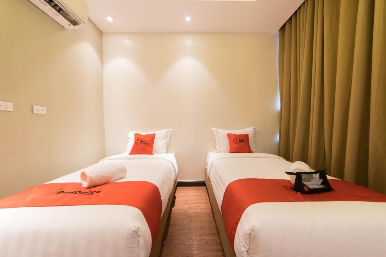 Reddoorz Premium @ South Triangle Quezon City Εξωτερικό φωτογραφία