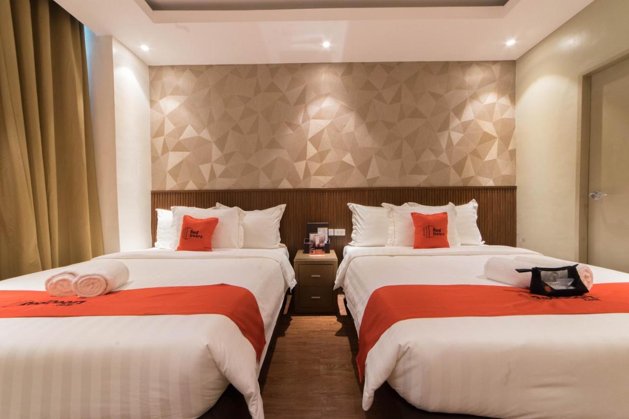 Reddoorz Premium @ South Triangle Quezon City Εξωτερικό φωτογραφία