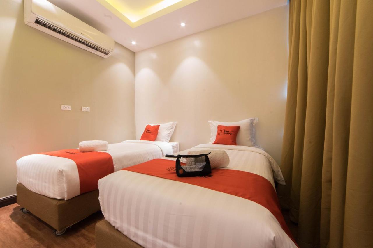 Reddoorz Premium @ South Triangle Quezon City Εξωτερικό φωτογραφία