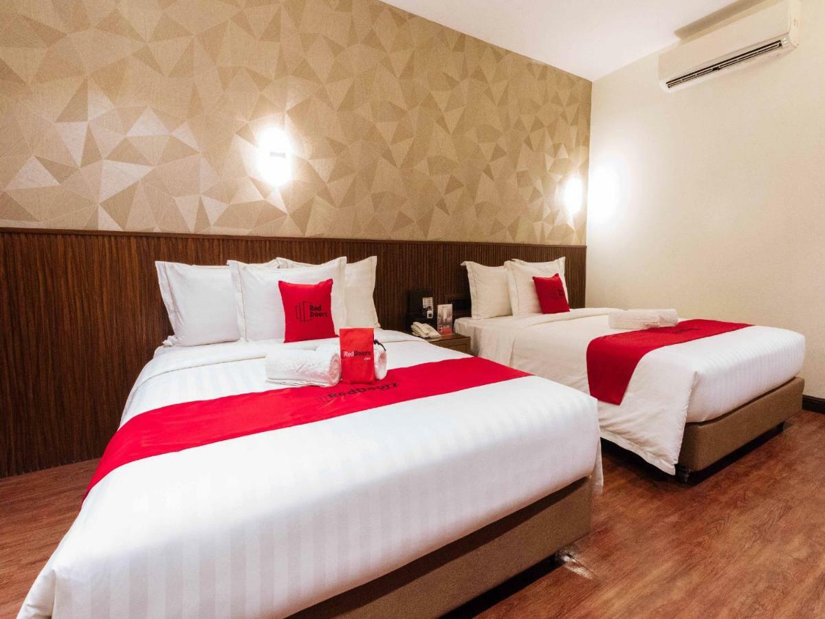 Reddoorz Premium @ South Triangle Quezon City Εξωτερικό φωτογραφία
